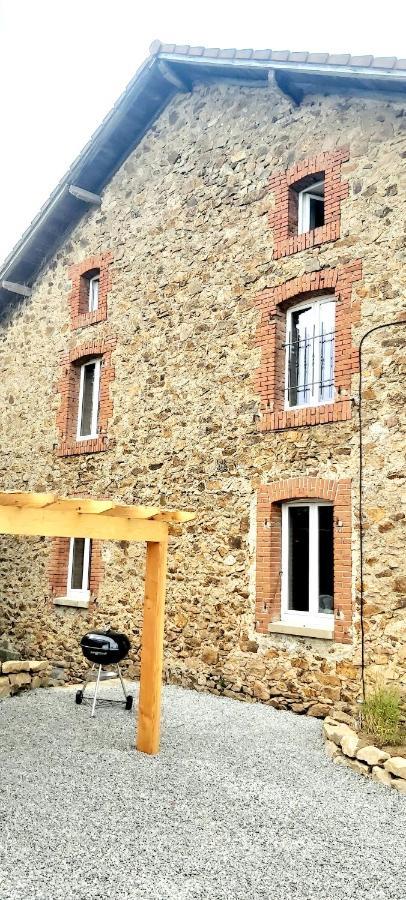 Sharecroppers Cottage With Swimming Pool Pageas Екстер'єр фото