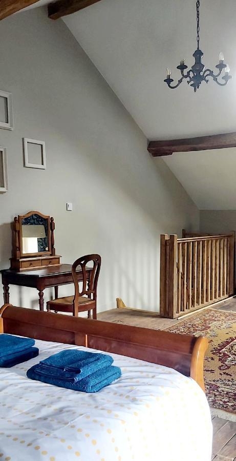 Sharecroppers Cottage With Swimming Pool Pageas Екстер'єр фото